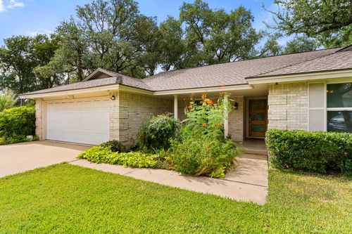 9702 Beauchamp Square, Austin, TX, 78729 | Card Image