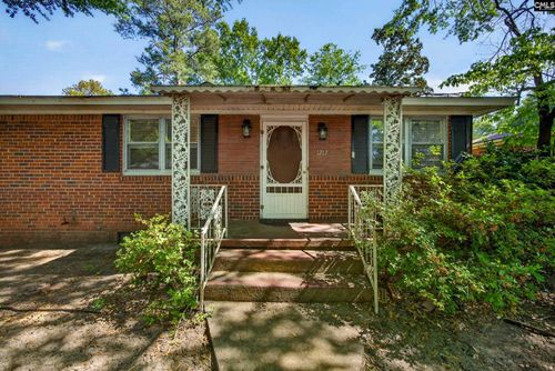1217 Jensen St, West Columbia, SC, 29169-6409 | Card Image