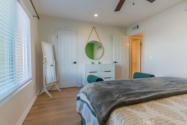 169 - 18350 Hatteras St, Condo with 1 bedrooms, 1 bathrooms and 2 parking in Tarzana CA | Image 14