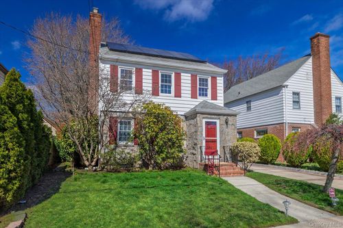 107 Acorn Way, Hempstead, NY, 11565 | Card Image