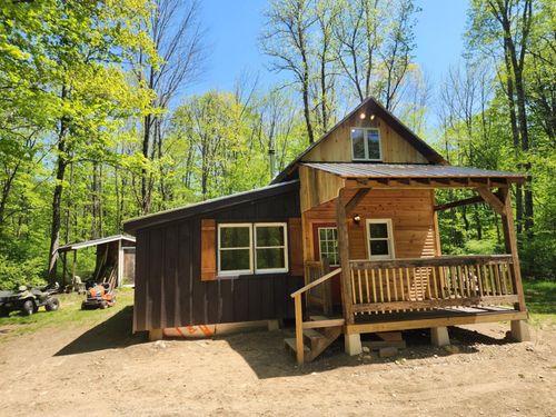 1227 Vt Route 30, Townshend, VT, 05353-9716 | Card Image
