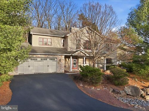 6 Fieldstone Court, Lake Harmony, PA, 18624 | Card Image