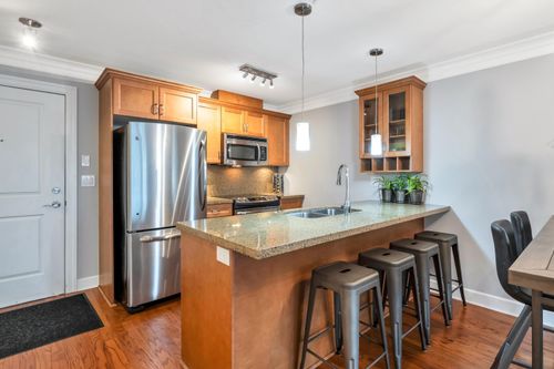 206-15357 Roper Ave, White Rock, BC, V4B2G2 | Card Image
