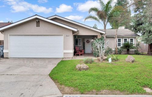 5093 W Los Altos Ave, Fresno, CA, 93722-3630 | Card Image