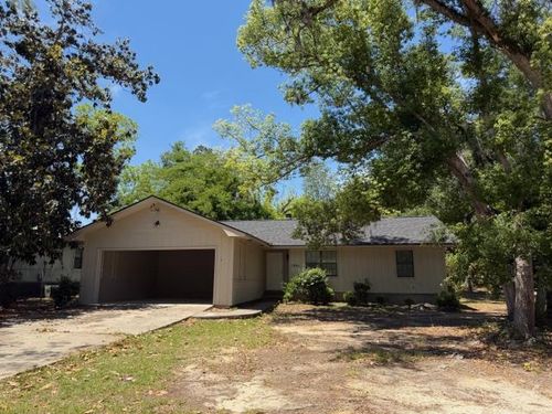 1306 Ponderosa Dr, Valdosta, GA, 31601-3457 | Card Image