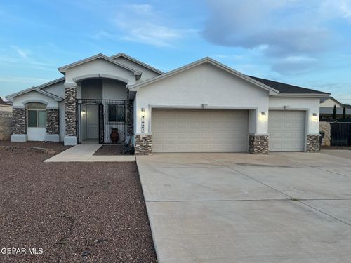 7421 Los Poblanos Dr, Canutillo, TX, 79835-8822 | Card Image