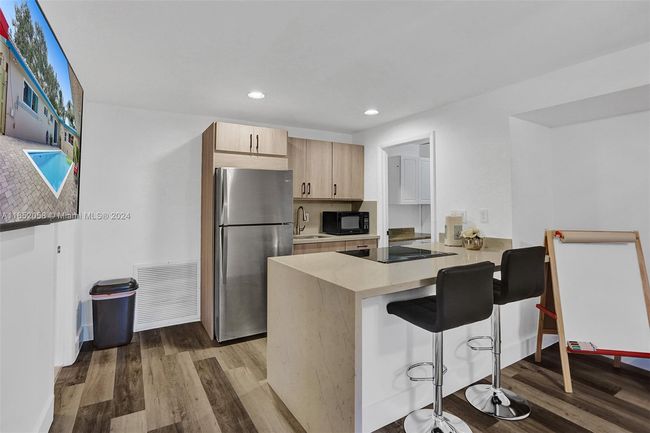2320 Sw 36 Th Ave, House other with 6 bedrooms, 5 bathrooms and null parking in Fort Lauderdale FL | Image 29