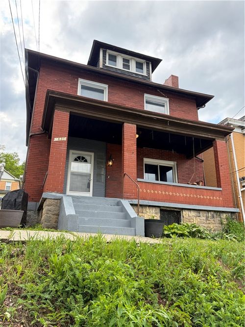 1636 Dagmar Ave, Pittsburgh, PA, 15216-3622 | Card Image