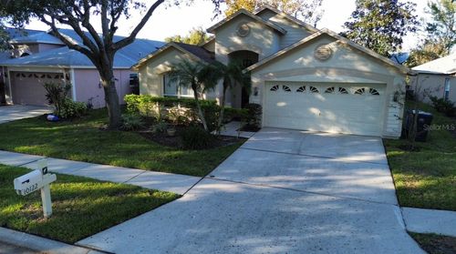 10122 Arbor Run Dr, TAMPA, FL, 33647-2902 | Card Image
