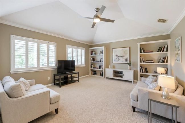 Upstairs game room | Image 17