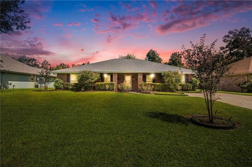 305 Devon Rd, La Place, LA, 70068-5207 | Card Image