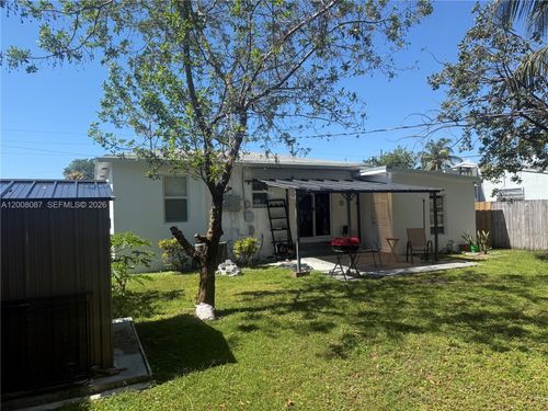 2323 Cleveland St, Hollywood, FL, 33020 | Card Image