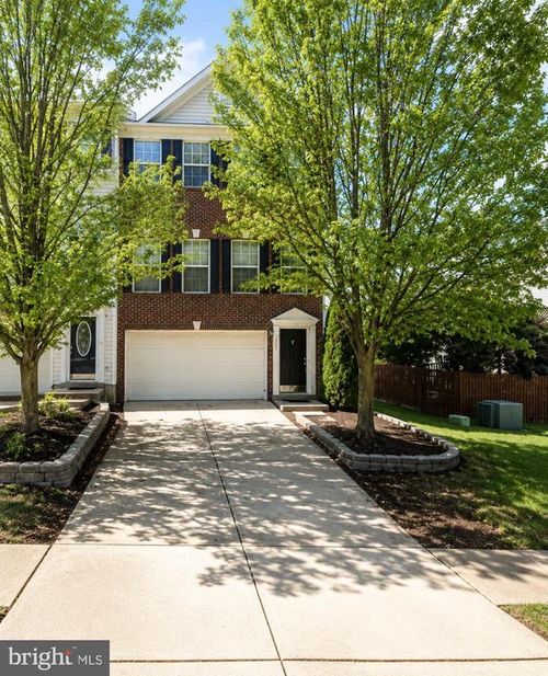18465 Wide Meadow Sq, LEESBURG, VA, 20176-1258 | Card Image