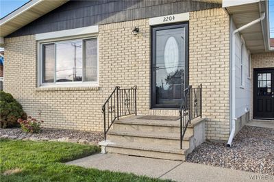 2204 George Urban Boulevard, House other with 3 bedrooms, 2 bathrooms and null parking in Cheektowaga NY | Image 2