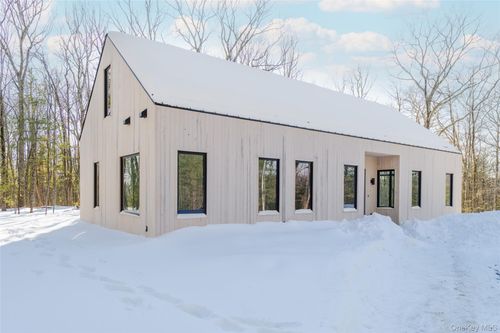 48 Pine Grove Rd, Kerhonkson, NY, 12446-1505 | Card Image