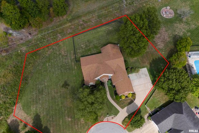 1511 Chart Hills Dr, House other with 4 bedrooms, 4 bathrooms and null parking in Marion IL | Image 10