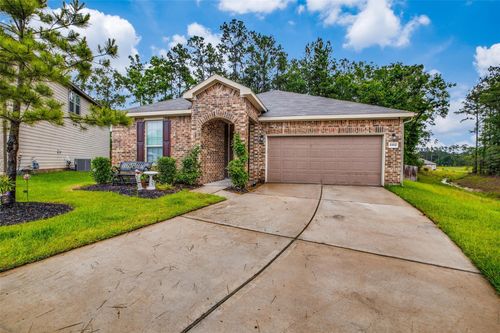 2202 Timberland Country Ct, Conroe, TX, 77304-2285 | Card Image