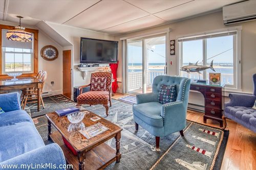 unit-3-47 E Chop Dr, Oak Bluffs, MA, 02557-6856 | Card Image