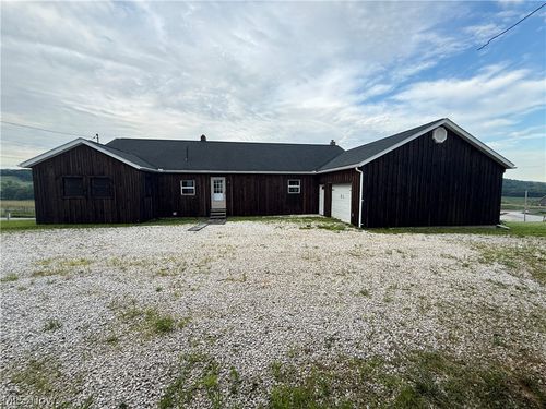 18513 Hobbler Ln, Lore City, OH, 43755-9787 | Card Image