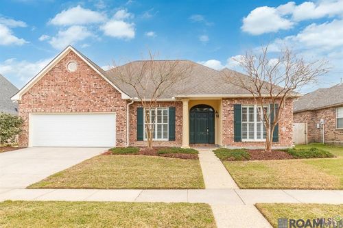 712 Troutbeck Dr, Baton Rouge, LA, 70810-0900 | Card Image