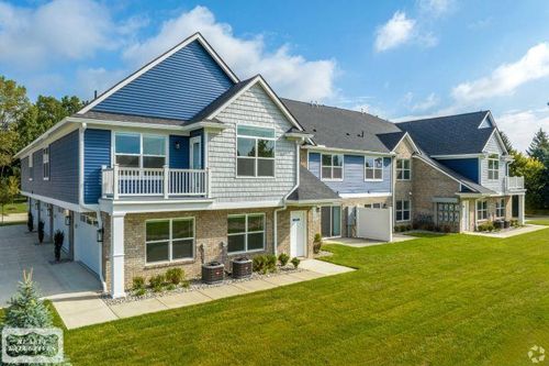 32972 Antrim Dr, New Baltimore, MI, 48047-4594 | Card Image