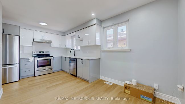 UPPER - 3254 Fieldgate Dr, House attached with 3 bedrooms, 2 bathrooms and 1 parking in Mississauga ON | Image 10