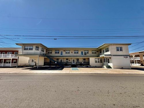 apt-6-302 E Buttercup Rd, Wildwood Crest, NJ, 08260-4318 | Card Image