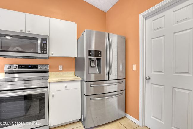 938 Jettie St Ne, House other with 3 bedrooms, 2 bathrooms and null parking in Palm Bay FL | Image 13