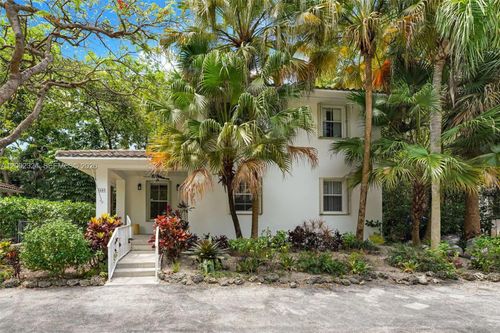 3605 S Douglas Rd, Coconut Grove, FL, 33133-6235 | Card Image