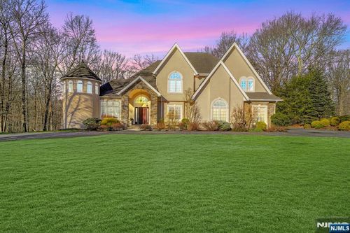 5 Hog Mountain Rd, Montville, NJ, 07045 | Card Image