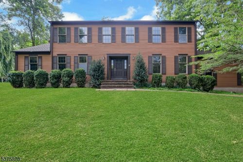 3 Briarwood Ln, Morristown, NJ, 07960-3362 | Card Image