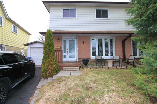 739 Pam Crescent, Newmarket, ON, L3Y5B7 | Card Image