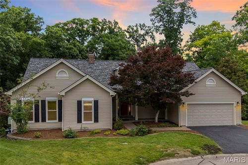 1600 Baxter Forest Ridge Ct, Chesterfield, MO, 63005-4660 | Card Image