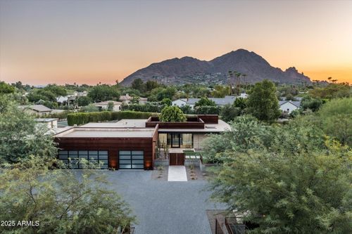6909 E Montebello Ave, Paradise Valley, AZ, 85253-5947 | Card Image