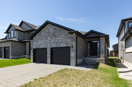 1573 Drew St, London, ON, N5V0C3 | Card Image