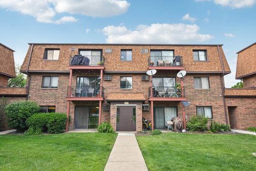 apt-1b-493 Mchenry Rd, Wheeling, IL, 60090-3865 | Card Image