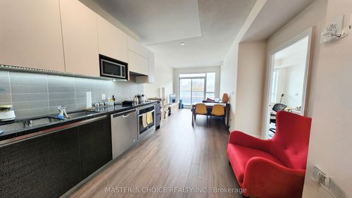 318-15 Water Walk Dr, Markham, ON, L6G0G2 | Card Image