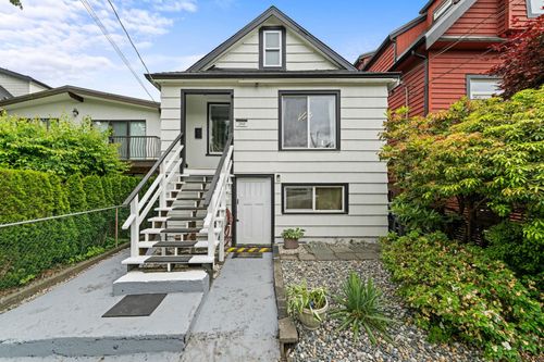 266 E 32nd Ave, Vancouver, BC, V5V2Y3 | Card Image