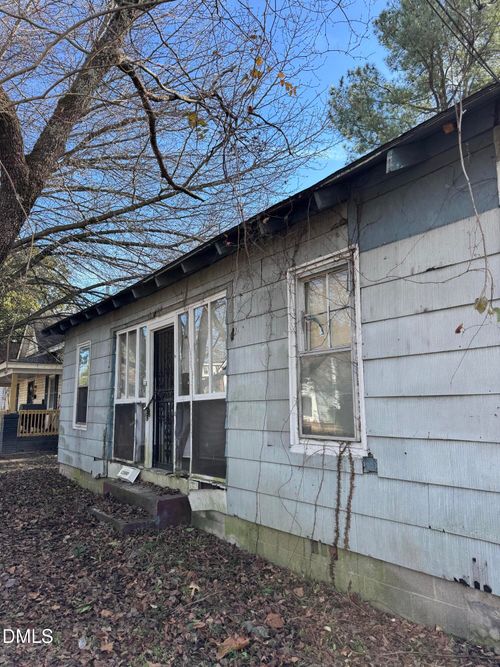 623 Henry St, Rocky Mount, NC, 27803-2831 | Card Image