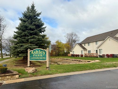 24768 Ashley Court, Redford Twp, MI, 48239 | Card Image