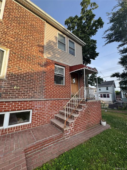 65 Hunts Bridge Rd, Yonkers, NY, 10704-3171 | Card Image