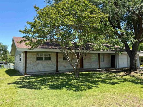 304 E Pheasant Rd, Highland Haven, TX, 78654-9796 | Card Image