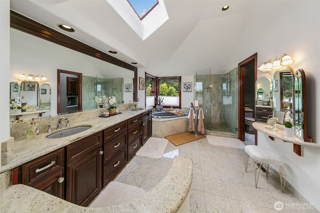 21031 49 Th Ave Se, House other with 3 bedrooms, 4 bathrooms and 4 parking in Bothell WA | Image 20