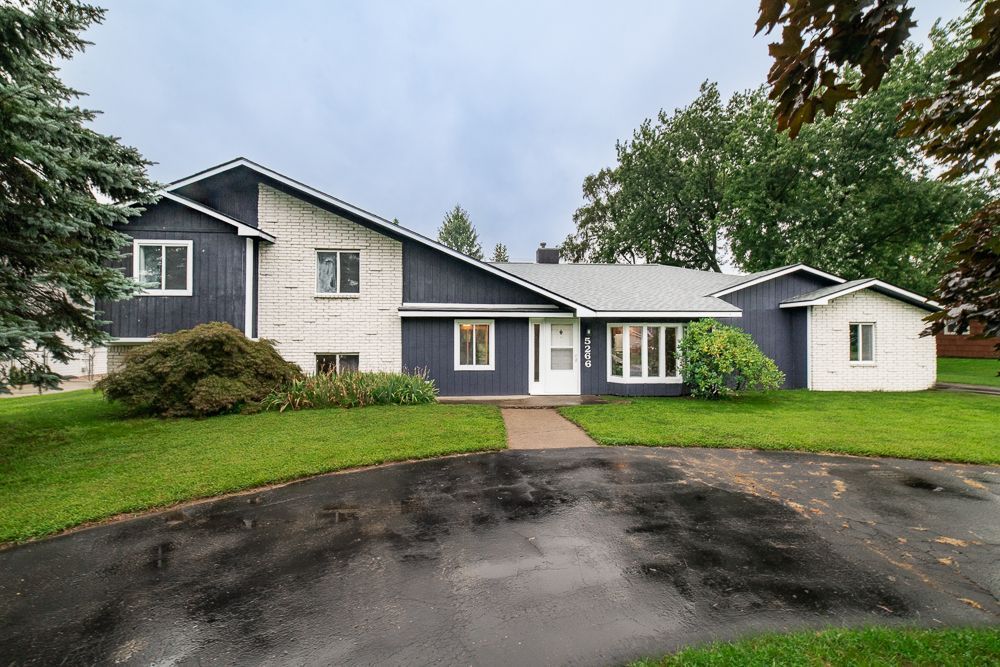 Oak Park Dr, Clarkston, MI 48346
