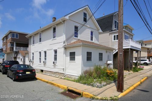 fl-2nd-48 Barberie Ave, Highlands, NJ, 07732-1520 | Card Image
