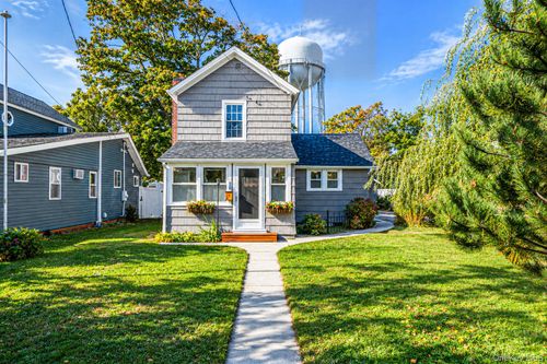 26 Nottingham Avenue, Brookhaven, NY, 11772 | Card Image