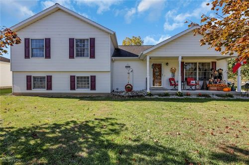 255 Kennedy Dr, New Lexington, OH, 43764-1134 | Card Image