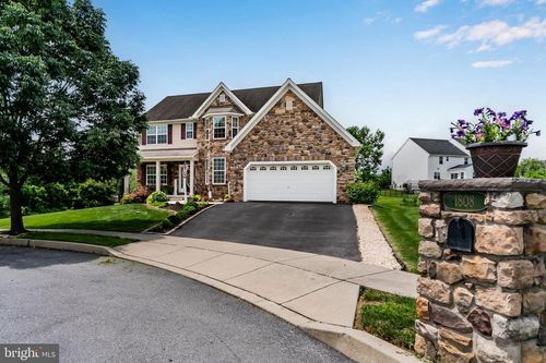 1808 Boxwood Cv, PALMYRA, PA, 17078-8437 | Card Image