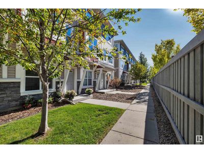 36 - 3710 Allan Dr Sw, Townhouse with 2 bedrooms, 3 bathrooms and null parking in Edmonton AB | Image 3