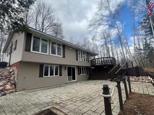 15744 Double B Ln, Mountain, WI, 54149-9301 | Card Image